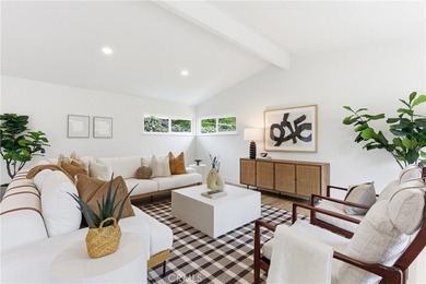 ADU POTENTIAL! Large, open backyard with incredible - photo 6