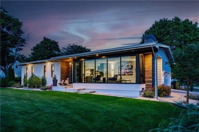 This home is absolutely extraordinary and the views are - photo 4