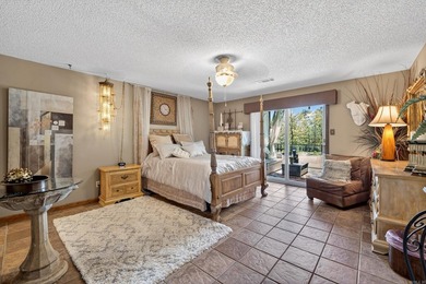 Spacious 5 bedroom, 3 full + 2 half bath home with 4,036 sq ft - photo 5