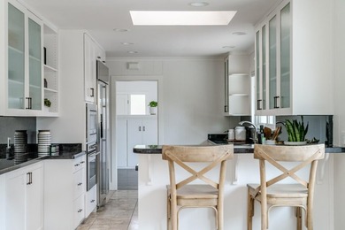 Fairway views, gorgeous light, and easy Aptos living await! Set - photo 17