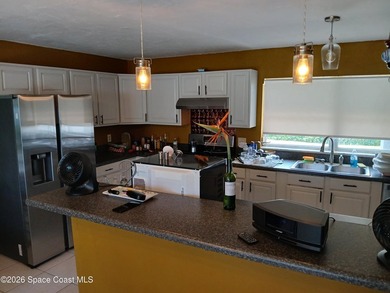 Welcome to 110 Lagoon Ave, a rare double-lot property offering - photo 19