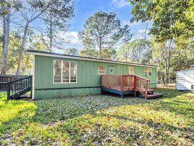 Affordable Navarre opportunity featuring updates, spacious - photo 31
