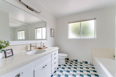 Fairway views, gorgeous light, and easy Aptos living await! Set - photo 45