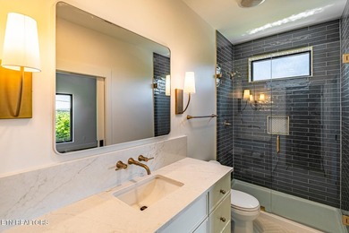 Welcome to 2600 Vucrest Ave, a newly constructed, luxury modern - photo 11