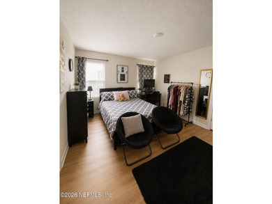 Priced to sell! Add to your portfolio with this fully leased - photo 11