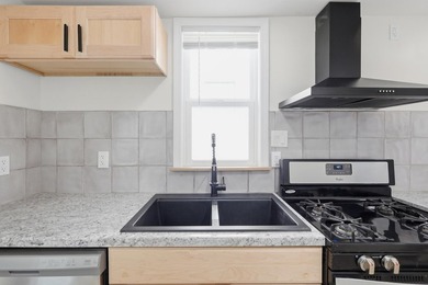 Historic character meets fresh, modern living in this - photo 11
