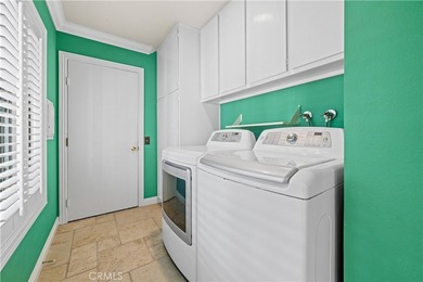 BEAUTIFUL HOME ON A PRIVATE CUL-DE-SAC WITH SERENE GREENBELT - photo 15