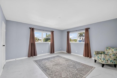 * BLDG is FHA APPROVED. Beautifully renovated 2nd-floor corner - photo 18