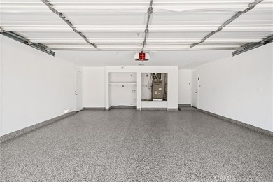 Beautiful single-story home that is ready for new families. LOW - photo 28