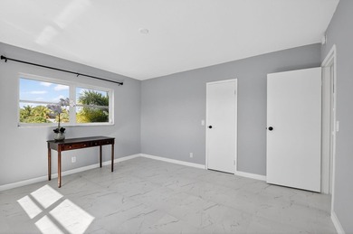 * BLDG is FHA APPROVED. Beautifully renovated 2nd-floor corner - photo 28