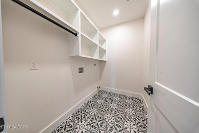 Welcome to 2600 Vucrest Ave, a newly constructed, luxury modern - photo 30