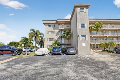 * BLDG is FHA APPROVED. Beautifully renovated 2nd-floor corner - photo 33