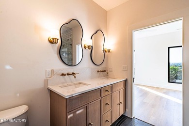 Welcome to 2600 Vucrest Ave, a newly constructed, luxury modern - photo 44