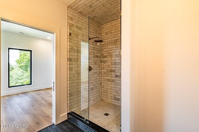 Welcome to 2600 Vucrest Ave, a newly constructed, luxury modern - photo 46