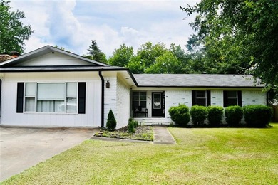 Lake Dardanelle Home For Sale in Russellville Arkansas