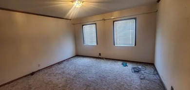 Fabulous properties for development. With R2 zoning it's a good - photo 12