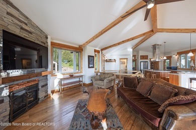 Experience the privacy and tranquility of mountain living in - photo 16