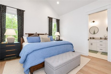 Welcome to easy lake and golf course living in the heart of - photo 20
