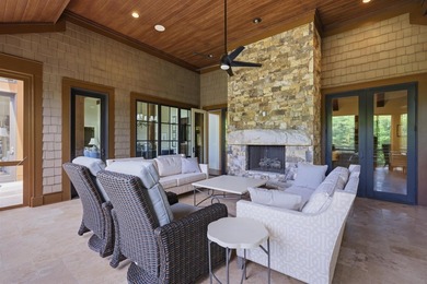 Exquisite Beck Architects designed custom lakefront home in the - photo 20