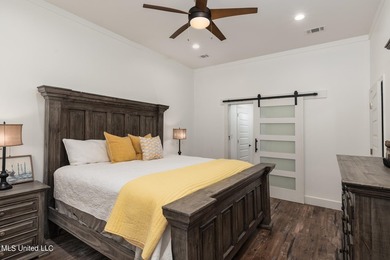 Experience a private country retreat with a winding paved - photo 21