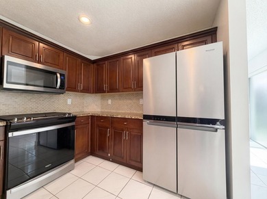 Imagine 73 Gables Blvd, designed for everyday comfort with a - photo 1