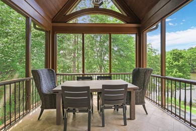 Exquisite Beck Architects designed custom lakefront home in the - photo 22