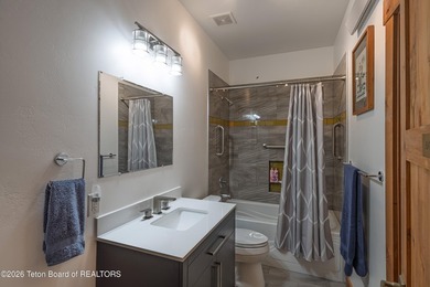 Experience the privacy and tranquility of mountain living in - photo 32