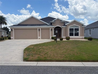 Welcome to refined Florida living in this exceptional Iris model - photo 3
