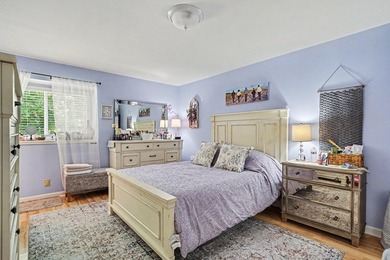 Coastal- chic living meets unbeatable convenience in this - photo 9