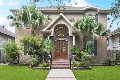 Lake Home For Sale in New Orleans, Louisiana
