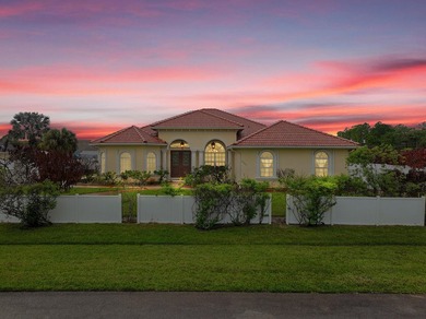 Meticulously cared for by its original owner, this stunning - photo 1