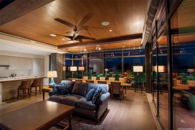 Sophisticated, tastefully renovated, and fully furnished - photo 2