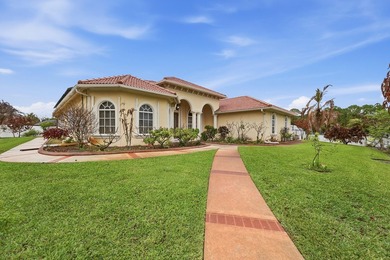 Meticulously cared for by its original owner, this stunning - photo 9