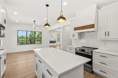 Experience the perfect blend of modern design and lakeside - photo 29
