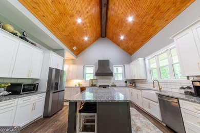 A must-see in person! Welcome to your private retreat just - photo 3