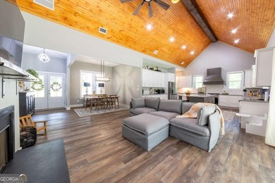 A must-see in person! Welcome to your private retreat just - photo 4