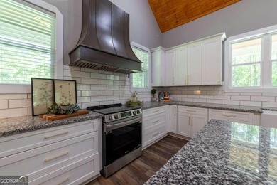 A must-see in person! Welcome to your private retreat just - photo 7