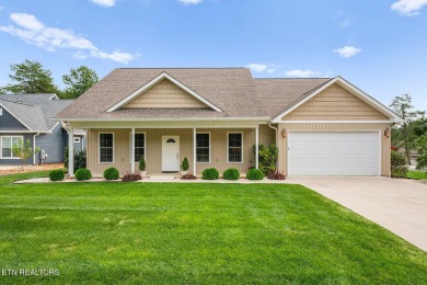 Lake Home For Sale in Loudon, Tennessee