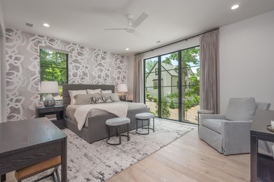 Stunning, virtually new, Transitional-style 24/7 Lake Access - photo 41