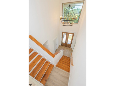 Experience the perfect blend of modern design and lakeside - photo 41