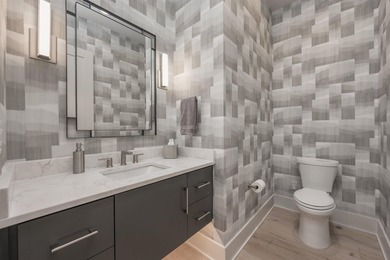 Stunning, virtually new, Transitional-style 24/7 Lake Access - photo 48
