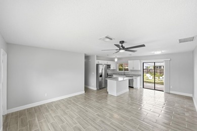 Completely redone and ready to impress! This 3BR/2BA home has - photo 9