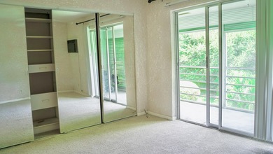 Beautiful 1 bed, 1 bath condo with an open floor plan located on - photo 9
