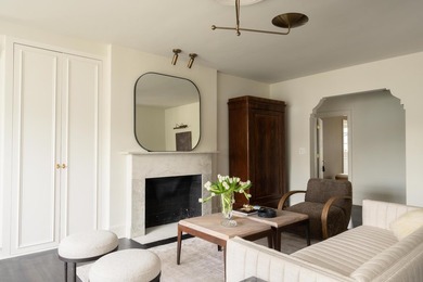 This Wagener Terrace residence offers luxury living in one of - photo 10