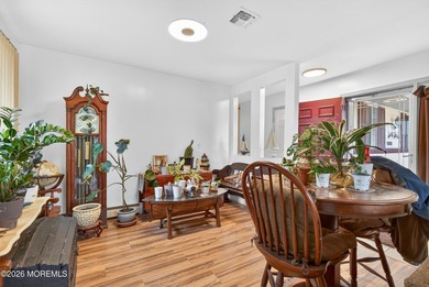 Welcome to this sought-after Castle Harbor model nestled within - photo 7