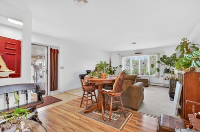 Welcome to this sought-after Castle Harbor model nestled within - photo 8