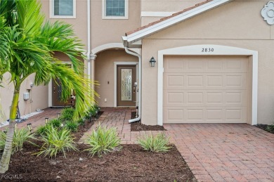 (private lake, pond, creek) Townhome/Townhouse For Sale in Naples Florida
