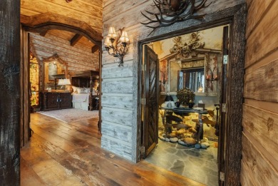 Experience unparalleled luxury at this breathtaking estate - photo 13
