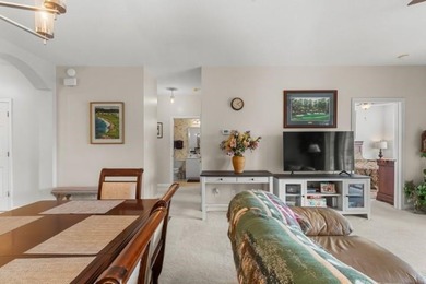 Immaculate and exceptionally well maintained, this 2-bedroom - photo 14