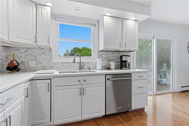 Stunning and meticulously maintained raised ranch in Warwick - photo 5